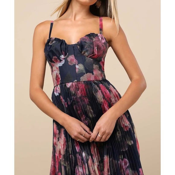 NWT Lulus Alluring Invite Midnight Blue Floral Pleated Bustier Midi Dress Medium - Picture 3 of 8